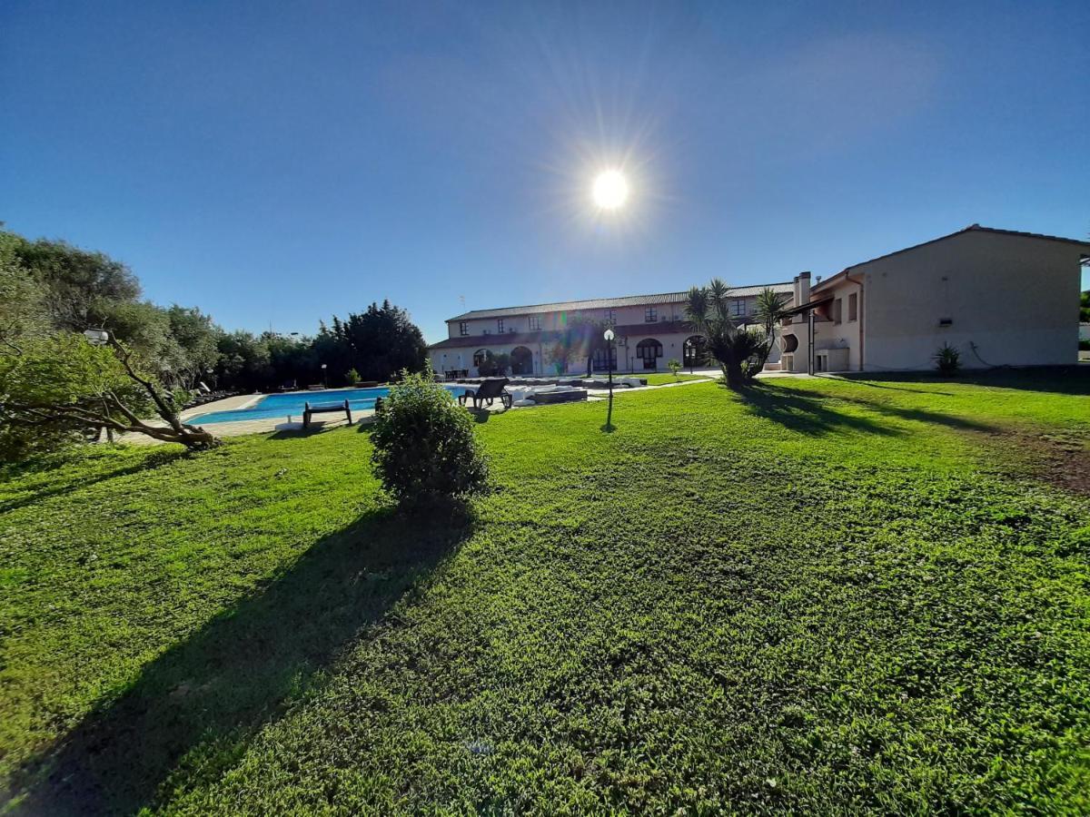 Hotel Sport Village Iglesias Exterior photo
